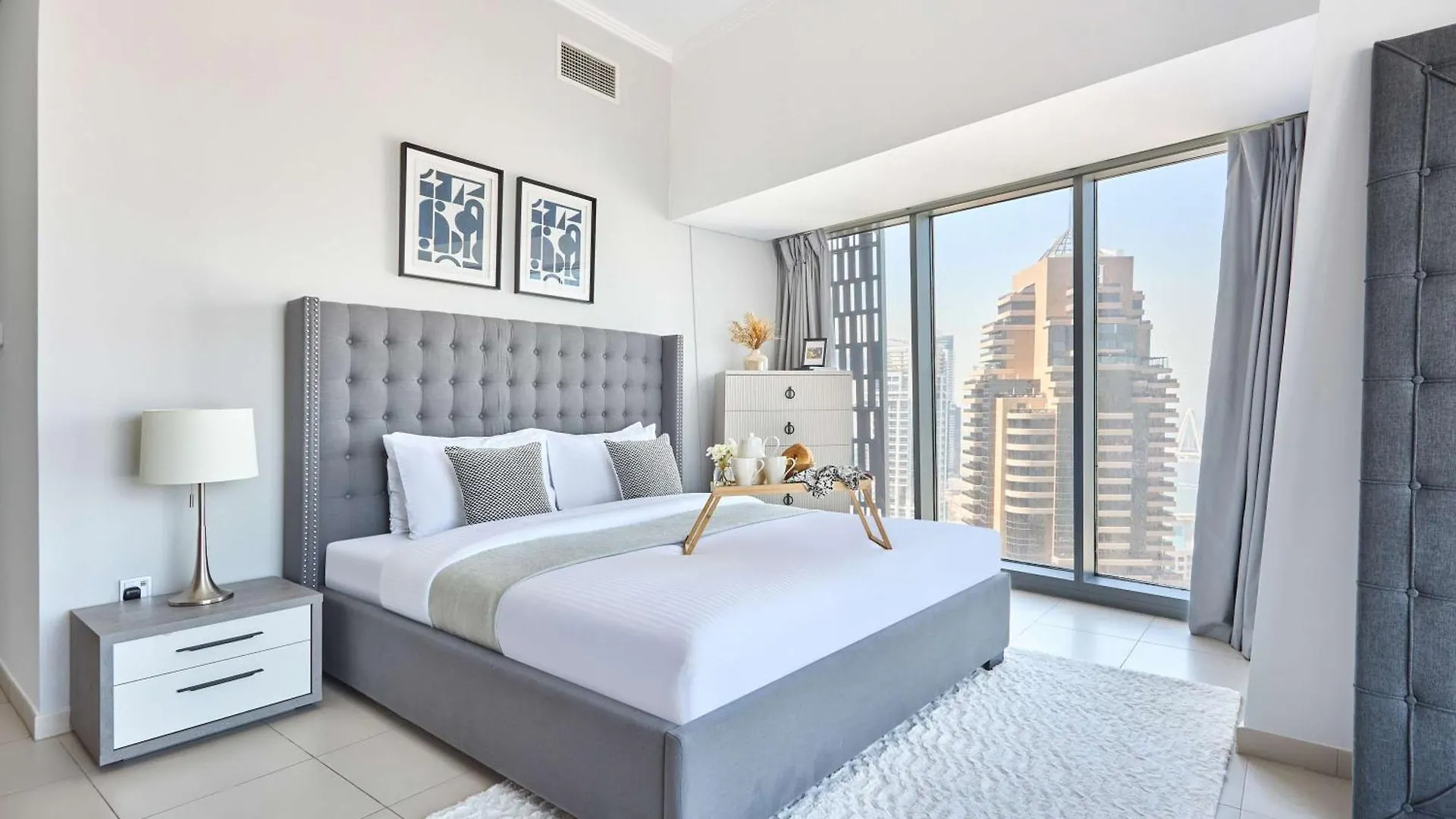 Frank Porter - Cayan Tower Dubai Emirados Árabes Unidos
